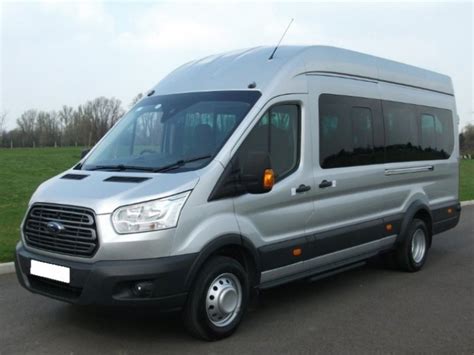 minibus hire with driver essex.